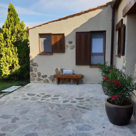 Entreacebedas Rural&Vacaciones, Alojamientos Con Jardin A Una Hora De Madrid Gastronomia Y Ahorro Segovia Exterior photo