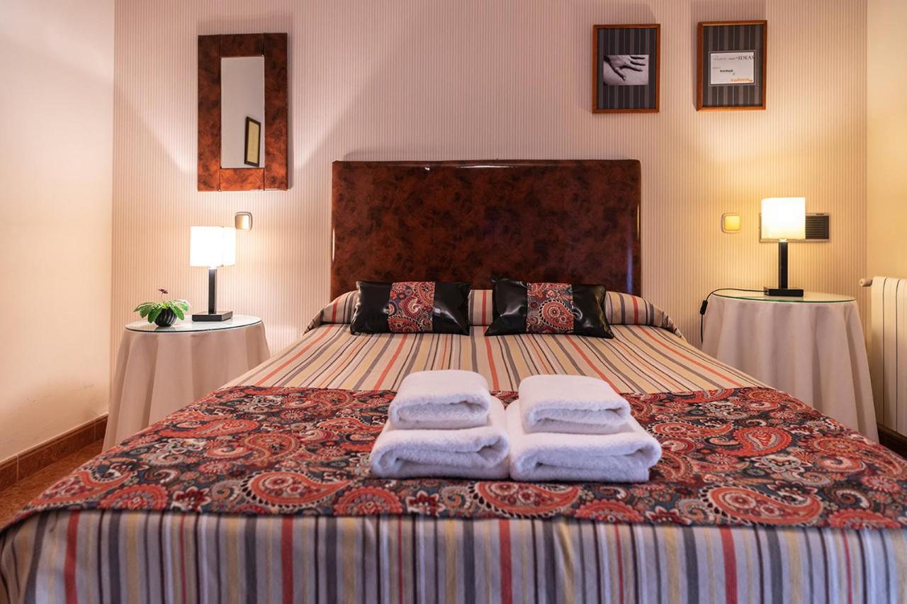 Country house Entreacebedas Rural&vacaciones, Con Jardin A Hora De Madrid Gastronomia Y Ahorro Segovia