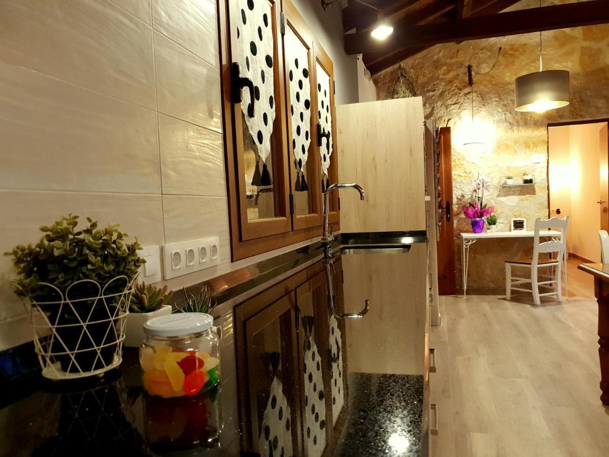 Entreacebedas Rural&vacaciones, Con Jardin A Hora De Madrid Gastronomia Y Ahorro