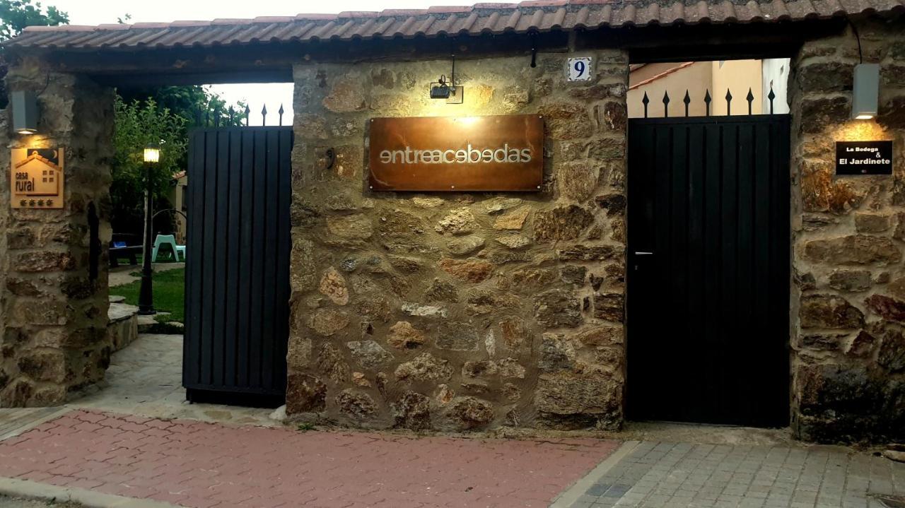 Entreacebedas Rural&vacaciones, Con Jardin A Hora De Madrid Gastronomia Y Ahorro Country house Segovia