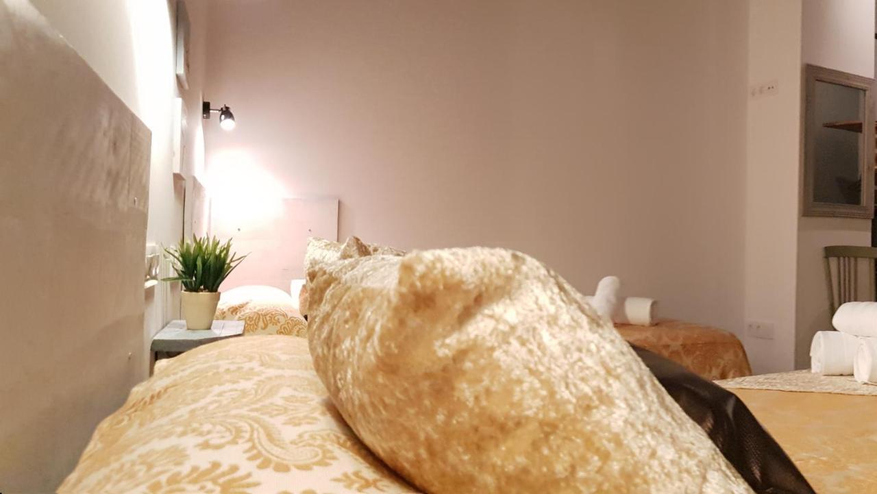 Entreacebedas Rural&vacaciones, Con Jardin A Hora De Madrid Gastronomia Y Ahorro * Segovia