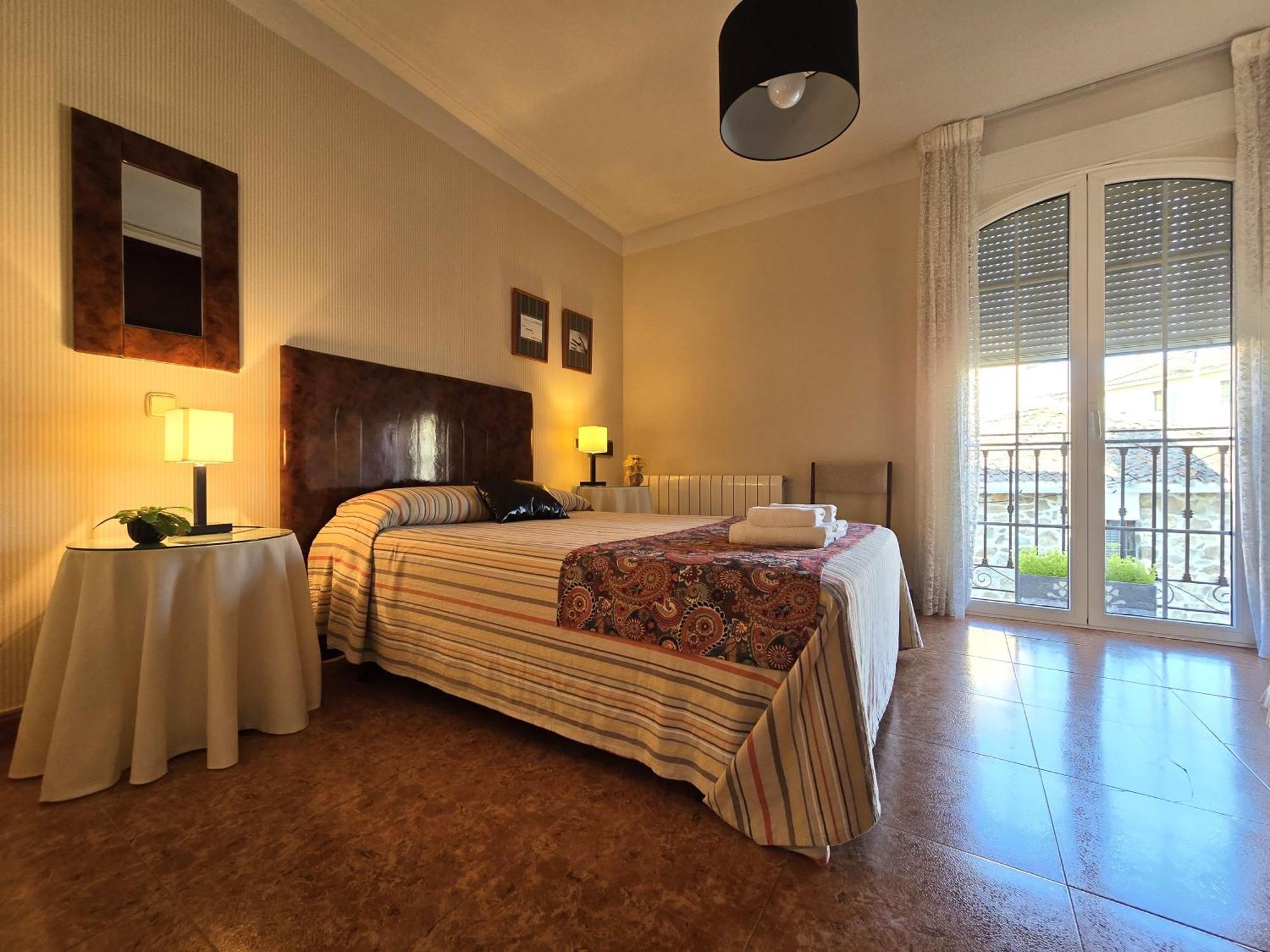 Country house Entreacebedas Rural&vacaciones, Con Jardin A Hora De Madrid Gastronomia Y Ahorro