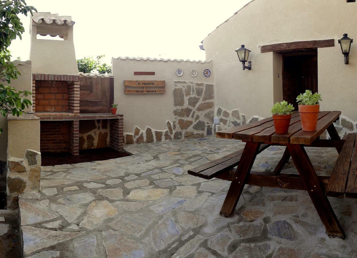 Entreacebedas Rural&vacaciones, Con Jardin A Hora De Madrid Gastronomia Y Ahorro * Segovia