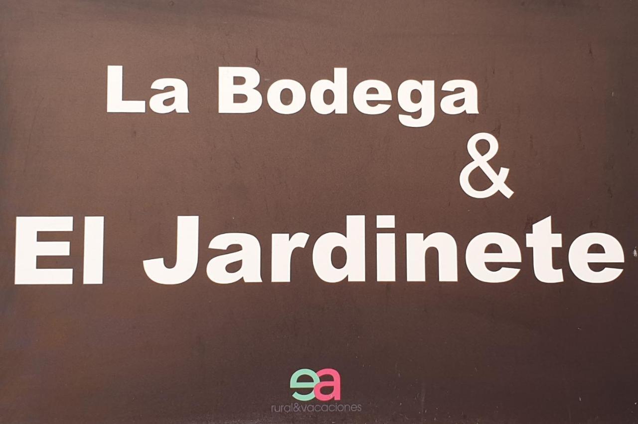 Entreacebedas Rural&vacaciones, Con Jardin A Hora De Madrid Gastronomia Y Ahorro *